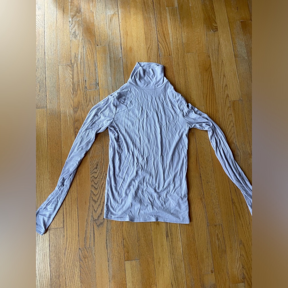 Light Purple Turtleneck Long Sleeve Top